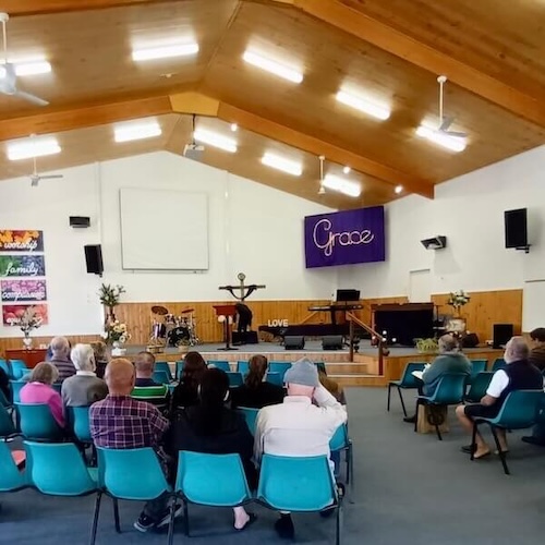 Stanthorpe-Baptist-Church-Congregation (1)